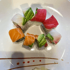 Best Rainbow Roll (8) in Overland Park, KS